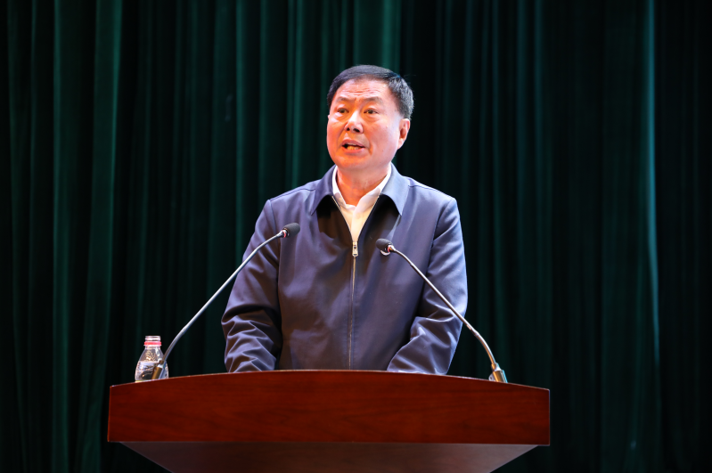 院长魏兆胜讲话党委书记裘杰主持会议常务副院长于长福作工作部署会计